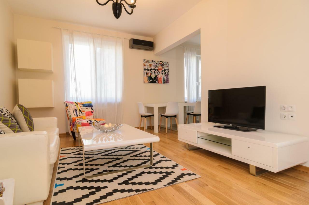 Rise & Shine Sofia Luxury Apartment By Flat Mаnager Kültér fotó