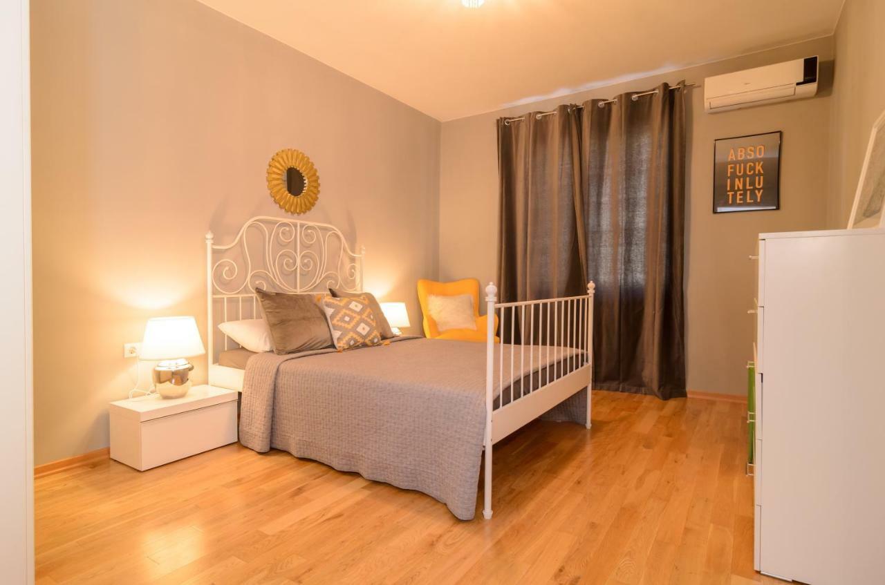 Rise & Shine Sofia Luxury Apartment By Flat Mаnager Kültér fotó