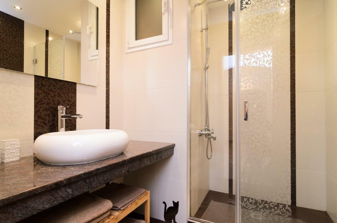 Rise & Shine Sofia Luxury Apartment By Flat Mаnager Kültér fotó